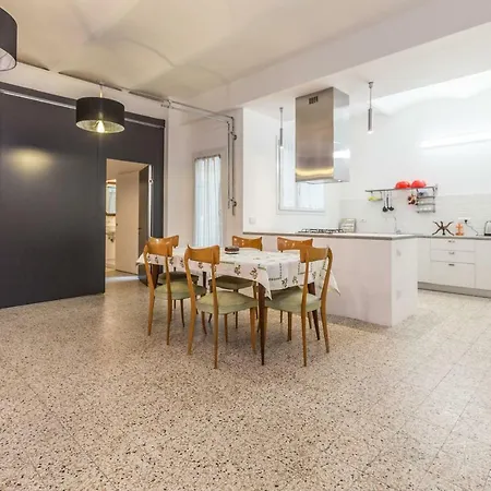 Matteotti, By Short Holidays Apartment